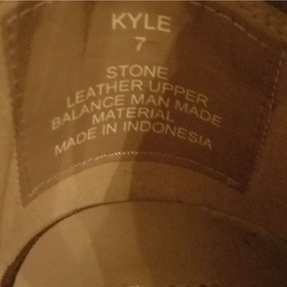 Steve Madden Leather Kyle Ankle Booties Boots 7 Stone Zip Accent - Picture 6 of 8